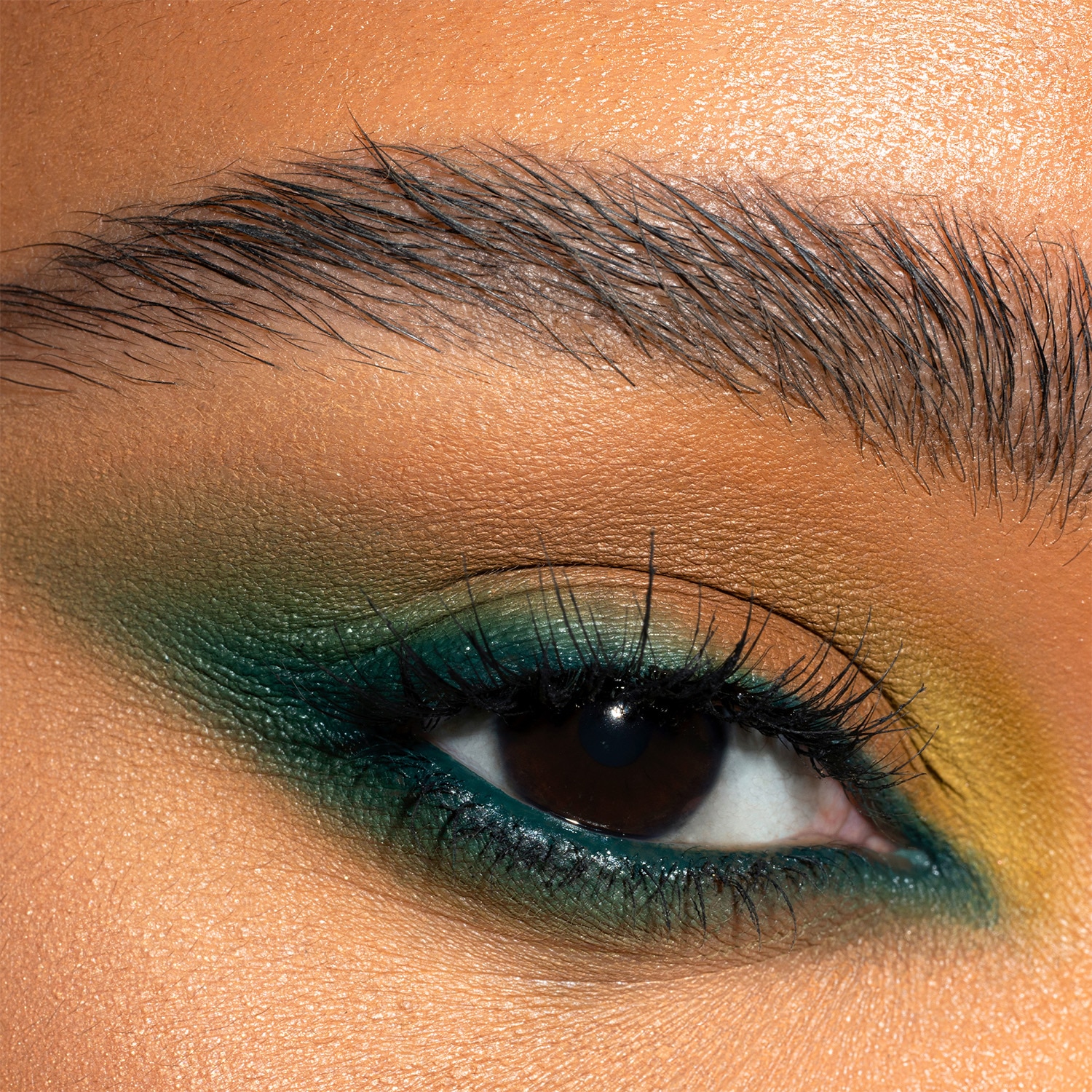 MACRO TECH EYE CRAYON HIGH PIGMENT EYE PENCIL (LÁPIZ DE OJOS)